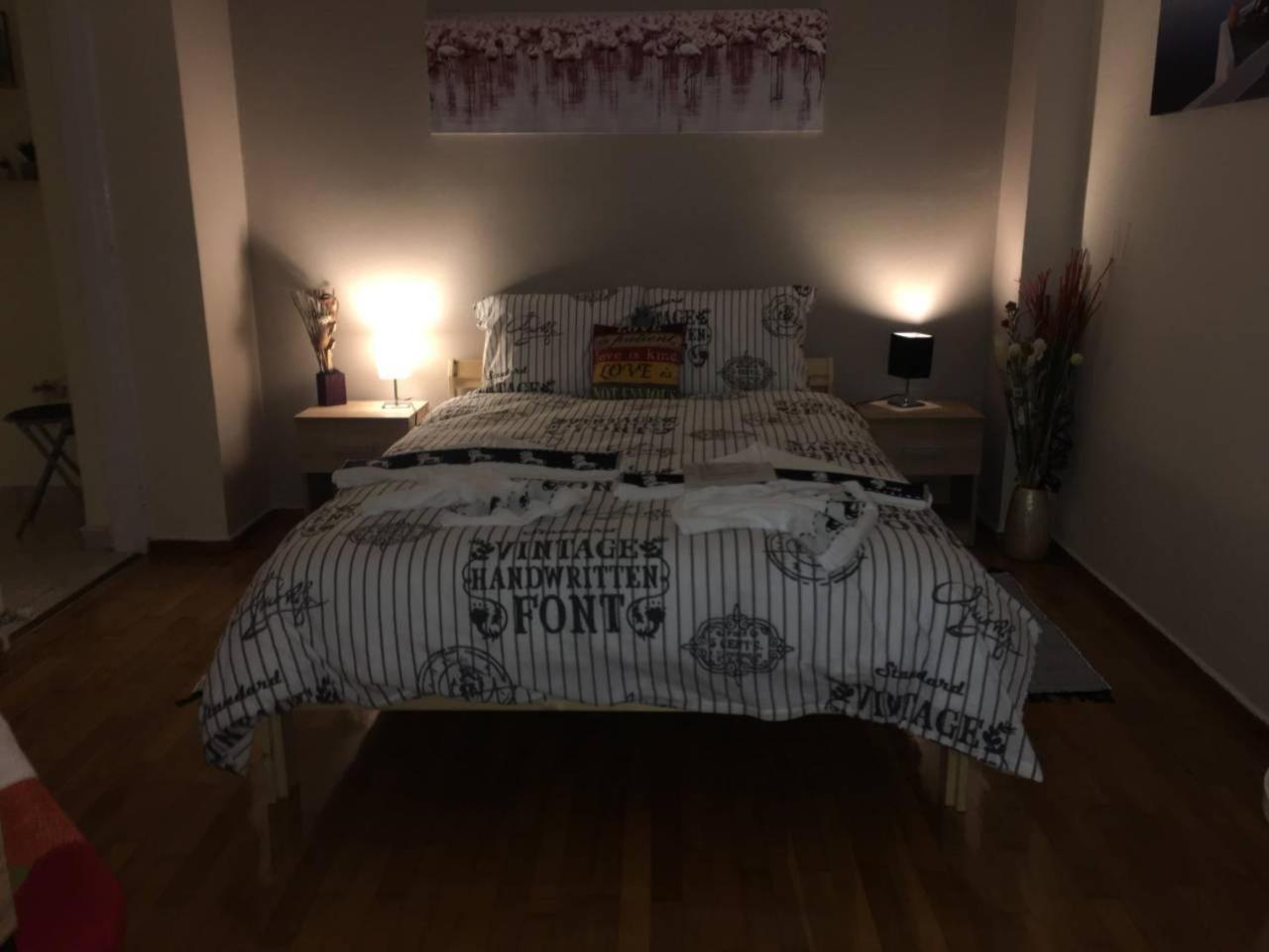 La Vie En Rose Studio,Close To Beach, Paleo Faliro Athens Luaran gambar